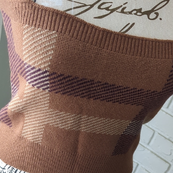 **3/$10** Elegant Brown Checkered Women's Crop Top - Picture 2 of 5